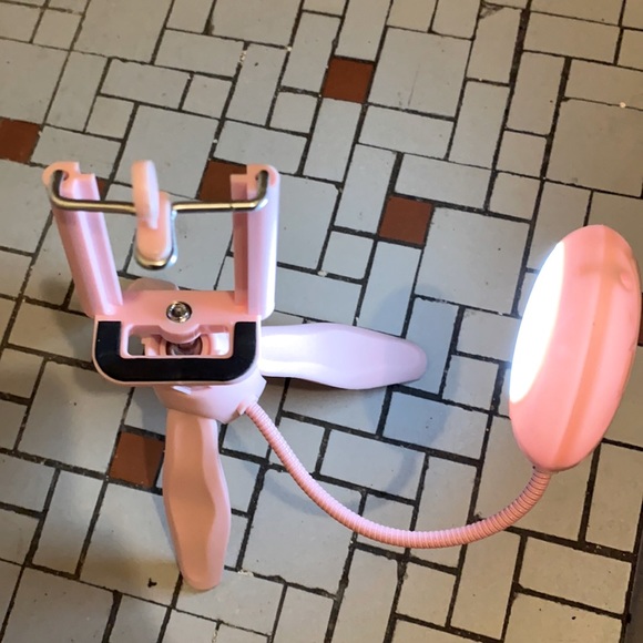 Selfie holder